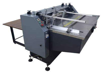 ZB-1300 Automatyczna maszyna do cięcia papieru kartonowego 1