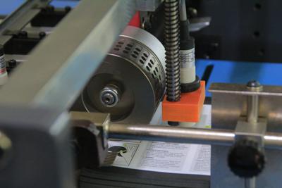 PRY-660T Maszyna do składania papieru z niezależnym nożem 3