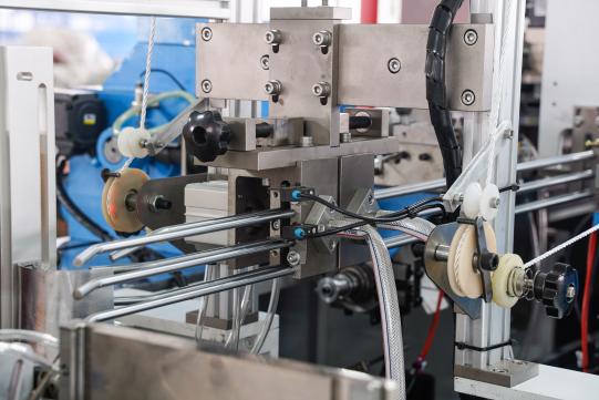 Maszyna do wstawiania sznurka do worka papierowego PRY-450A 6