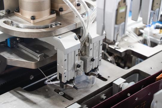 Maszyna do wstawiania sznurka do worka papierowego PRY-450A 9