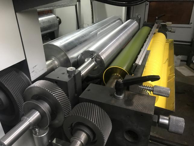 PRY4-1000 Czterokolorowa maszyna do druku flexo 7