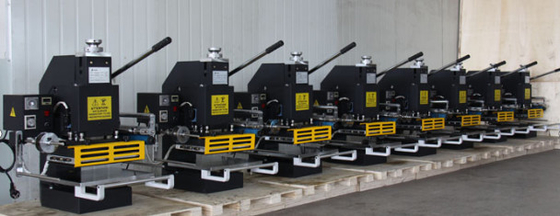 PRY-368 Manual Embossing and Creasing Paper Leathers Plastic Cements Hot Stamping Machine
