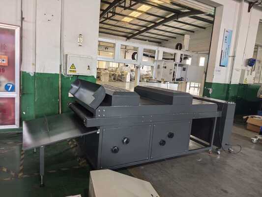 PRY-900 Automatic Water Base Varnishing Spot UV IR Coating Machine Electric Manufacturing Plant Provided 6 KW UV Lamp 1 Pc 220 V